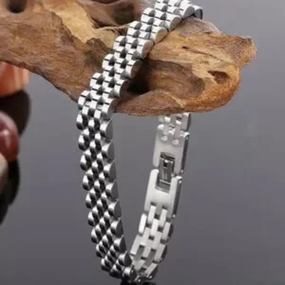 New Stainless Steel Link Watch Bracelet?for Men Or Women 8 inch Length